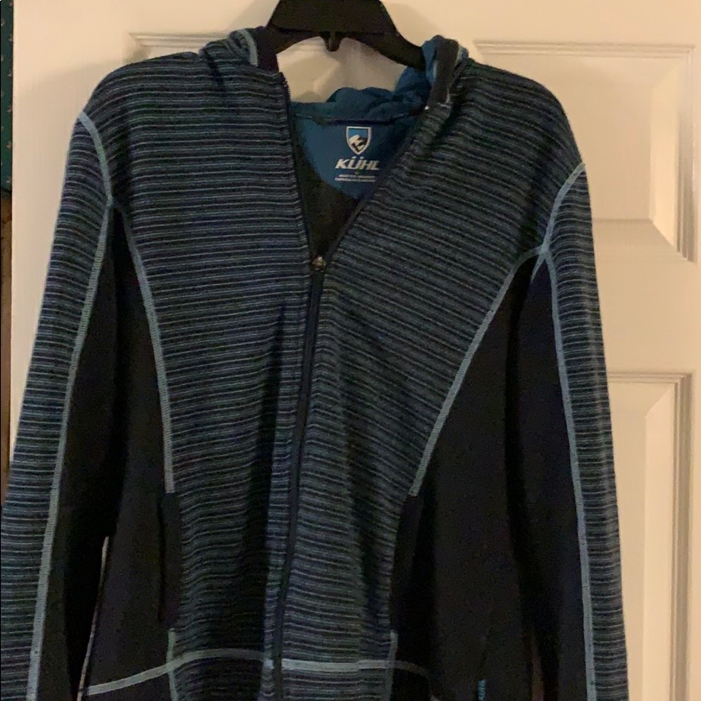 Kuhl Women’s zip up Hoodie size Large